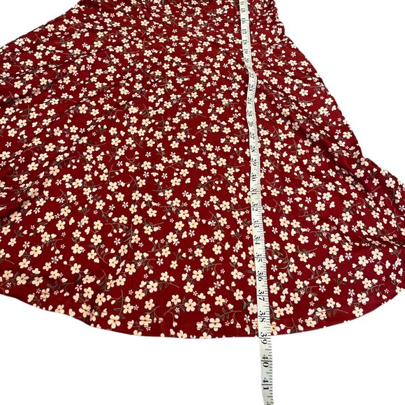 MS BASIC Floral Dress Size Large Cross Over Plunge Bodice Side Pockets A-line - Picture 8 of 11